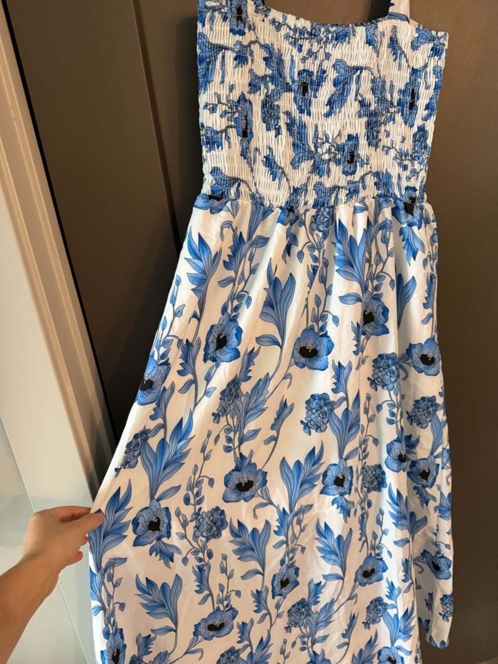 NWOT Stunning Blue Floral Tie-Shoulder Midi Dress size Large - Picture 6 of 8